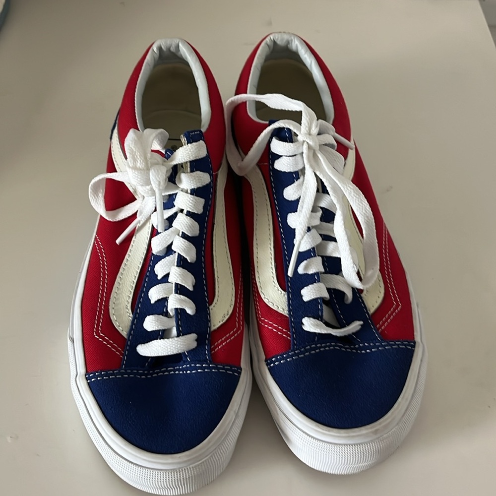 Vans Off The Walls checkered. As New. - Picture 3 of 5